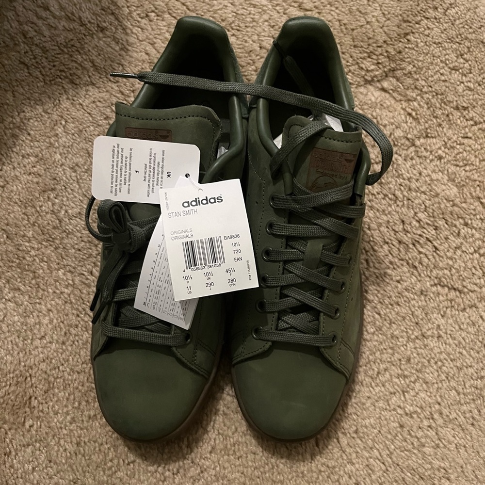 Adidas - Picture 4 of 4